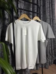 Yırtmaç Detaylı Bayan T-shirt Beyaz